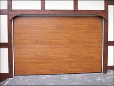 Вариант секционных гаражных ворот