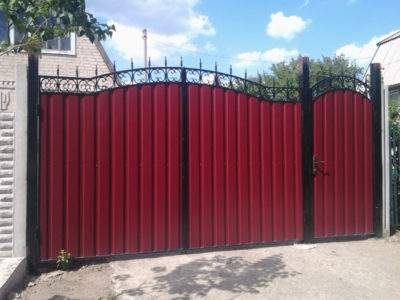 Готовые ворота из профнастила